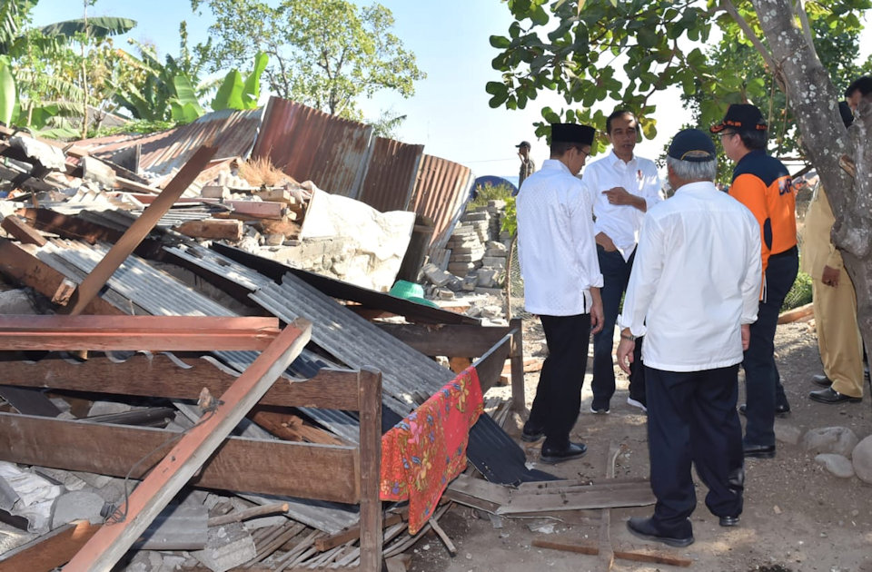 Earthquake damage in Indonesia