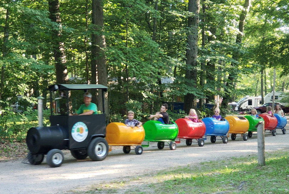 Mini train at lakeivew Campground