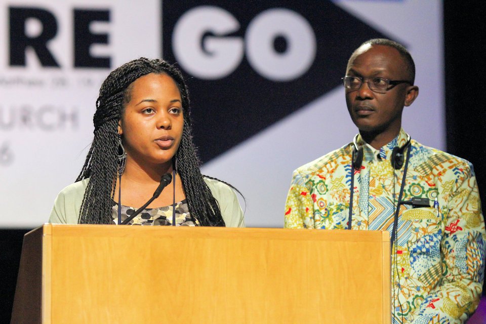 Charles Boayua making a presentation at 2016 General Conference