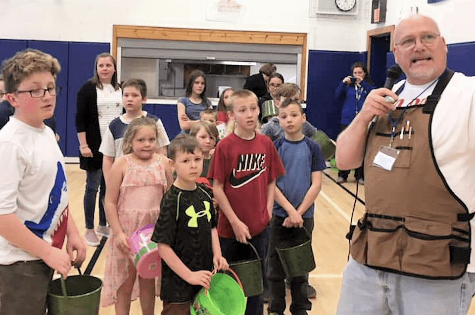 Randy Hildebrant with young people.