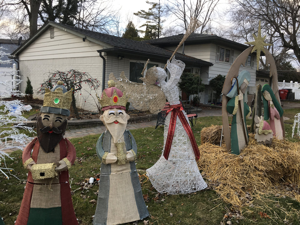 Nativity in yard