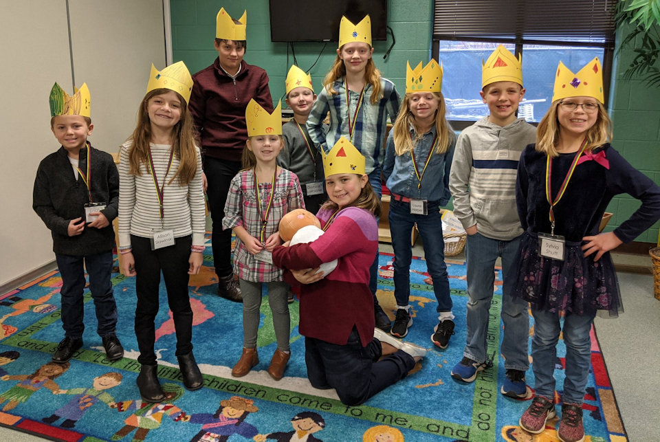 Kids with crowns