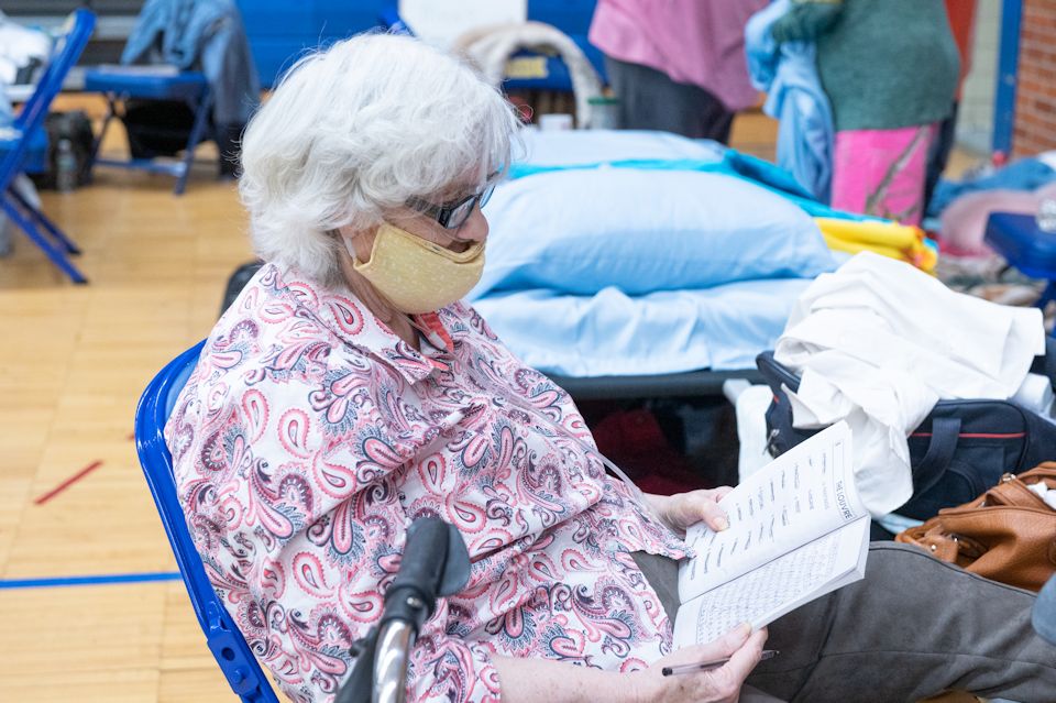 Volunteers help at Red Cross Shelter