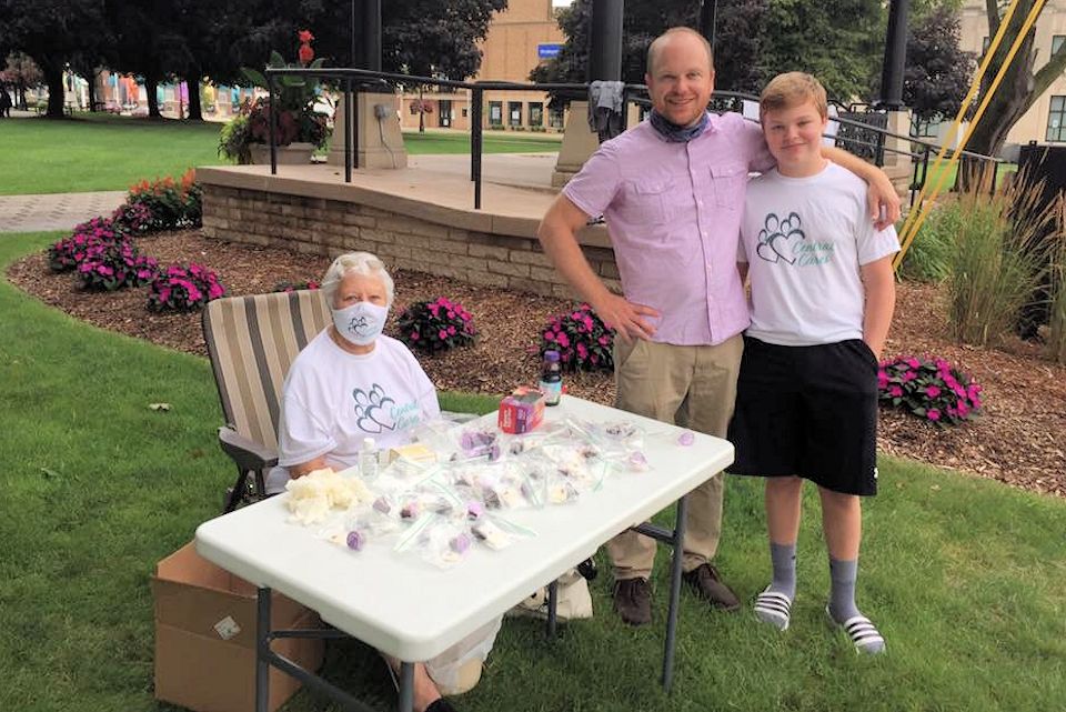 Pastors report worship during COVID. Communion in the park in Muskegon.