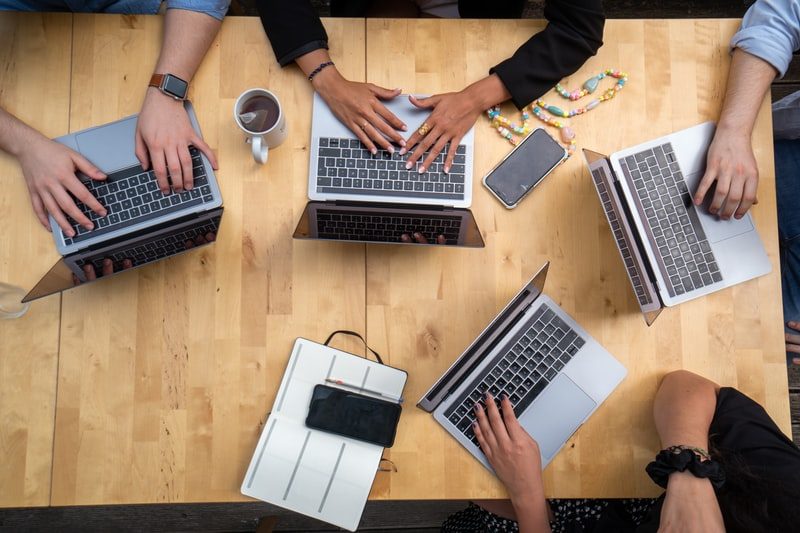 Meeting with computers