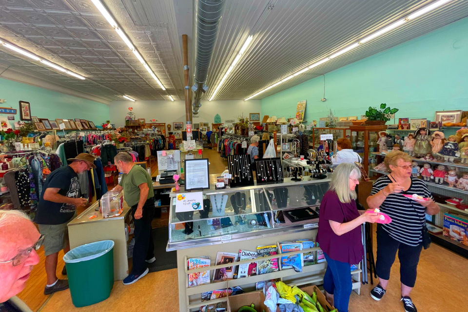 Inside the Union City Thrift Shop