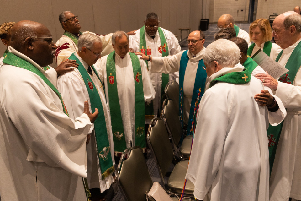 NCJ bishops praying