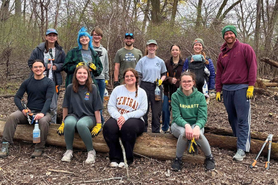 College students doing cleanup on Earth Day